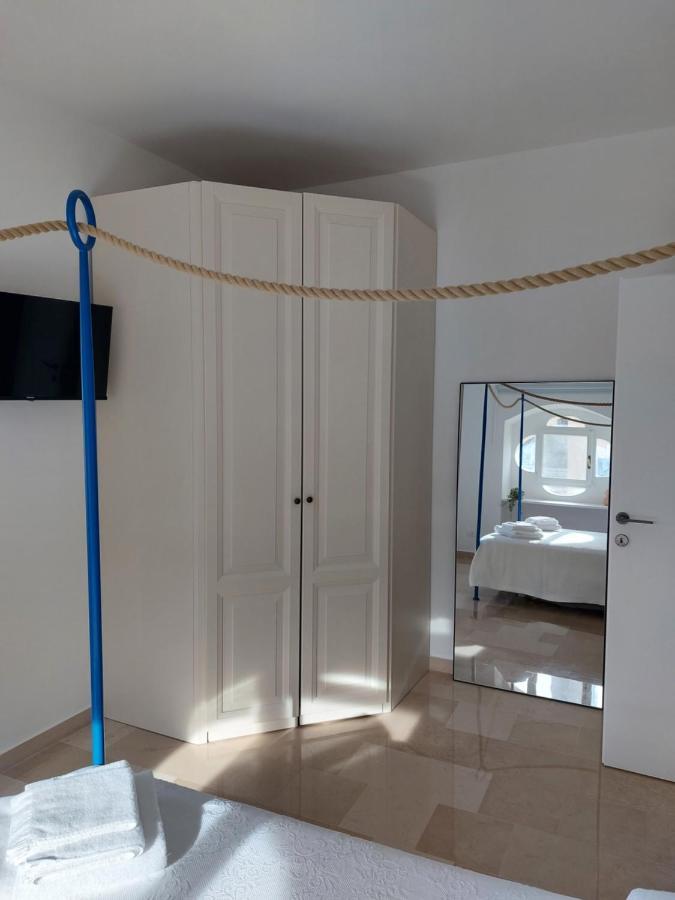 Palazzo Accinni B&B Монополі Екстер'єр фото